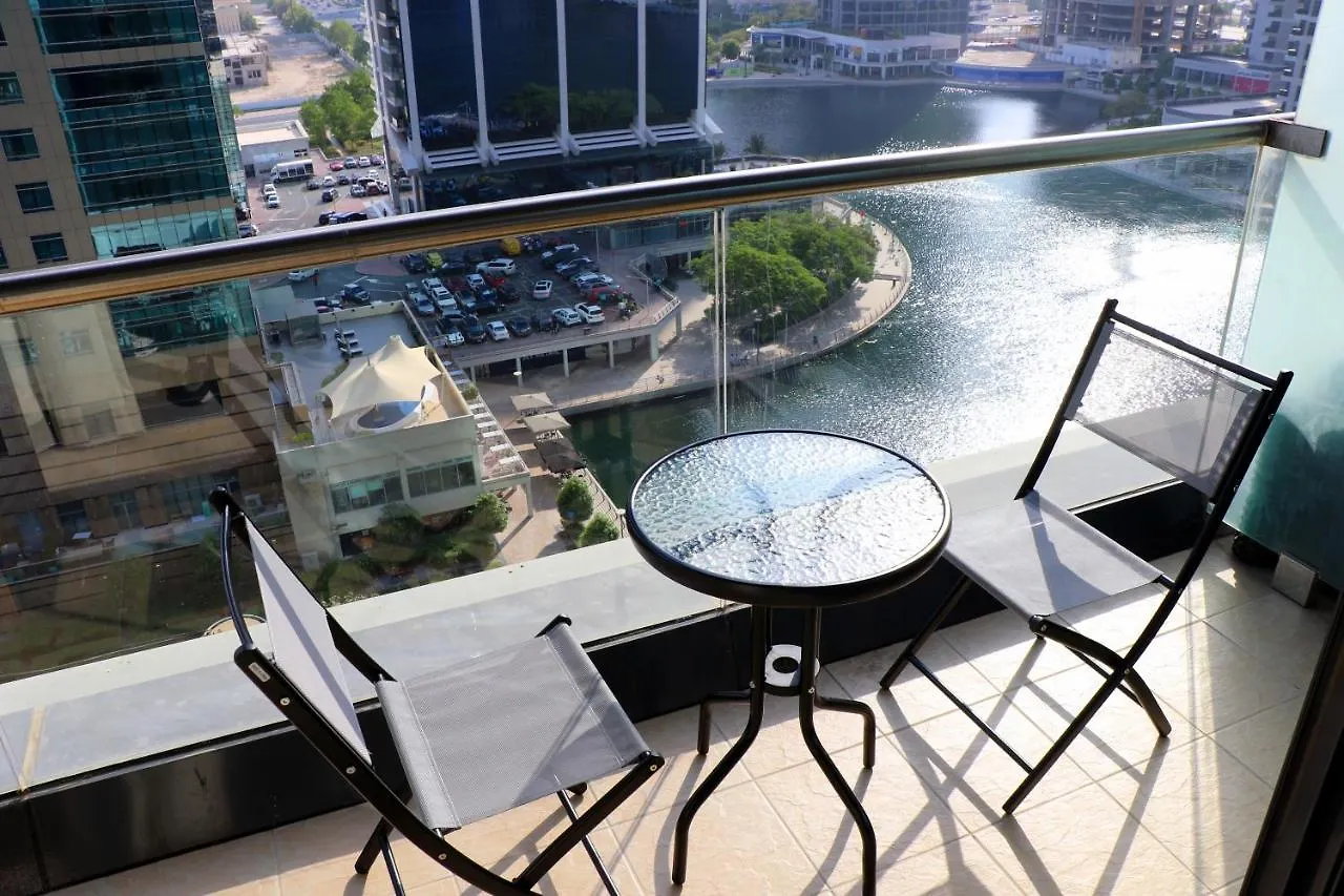 Cosmos Living Spacious With Balcony Gcv1 Dubaj 0*,